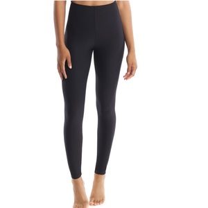 NWT Commando Leggings